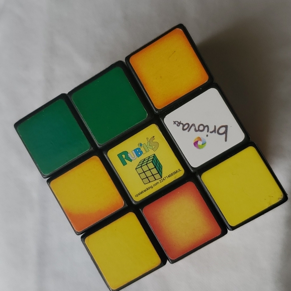 Rubics cube,  good condition - Picture 2 of 3